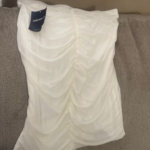 Forever 21 above the knee skirt with ruching for flattering style